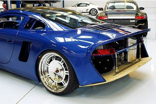 Illustration for article titled Tuner Hoonage: 9ff Looks to Break Bugatti Veyron's Record